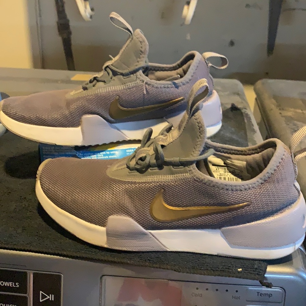 🌻Nike Sneakers